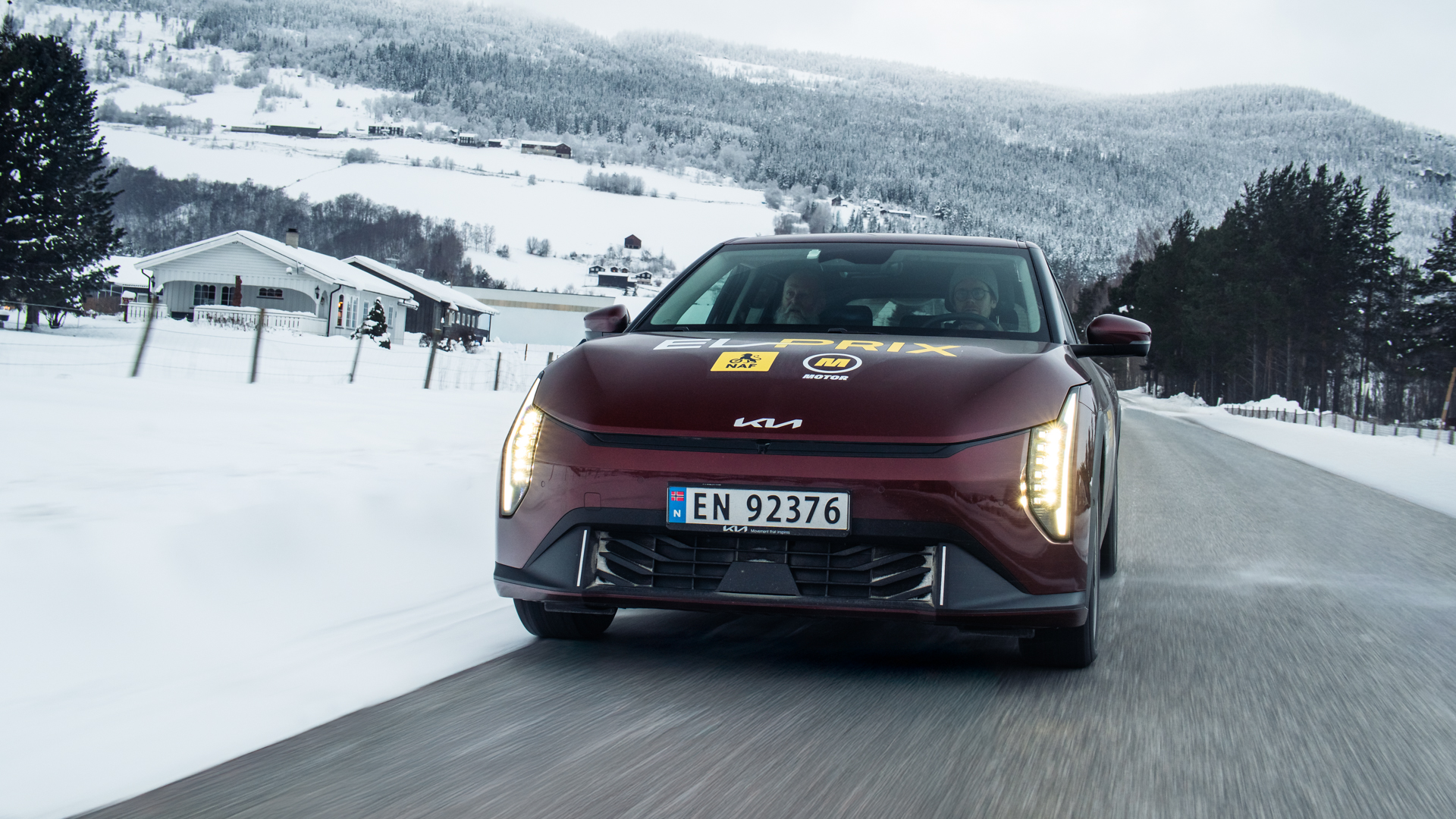 Kia electric hatch hits 250 miles in brutal winter test, charges to 80% in 33 minutes