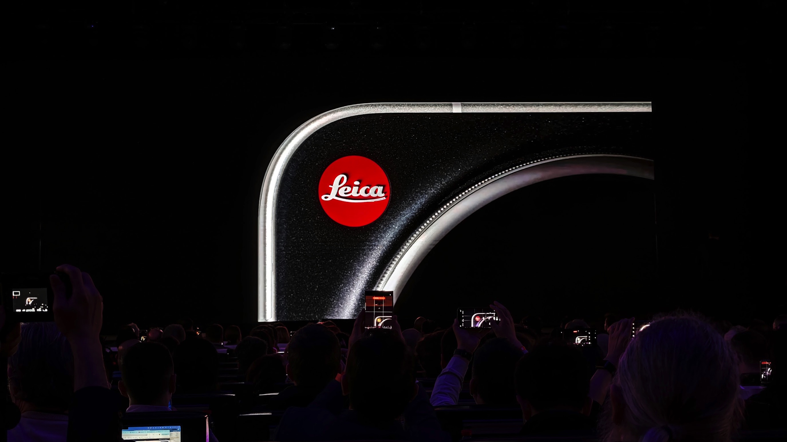 Leica’s Leitzphone by Xiaomi has a huge 1-inch camera sensor and a stylish new design