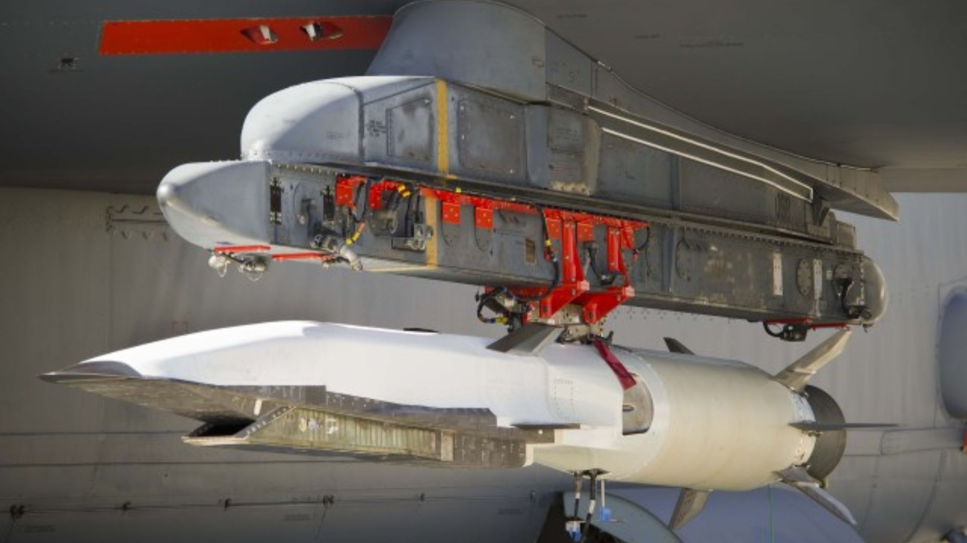Pentagon taps six vendors to build highly maneuverable Mach 5+ hypersonic missiles