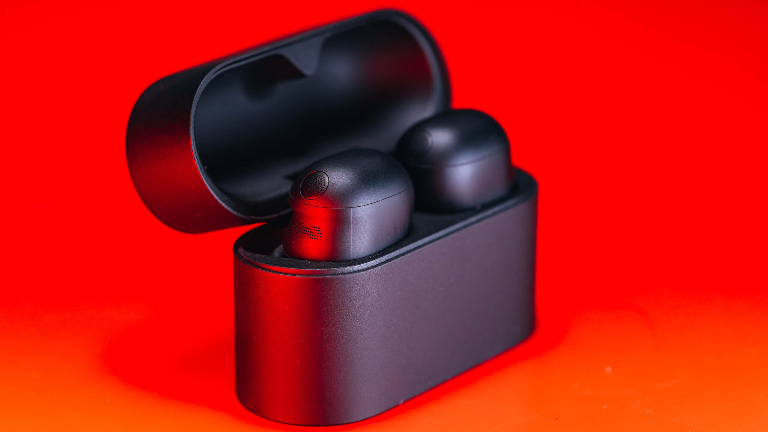 Review: Sony’s WF-1000XM6 earbuds are so good that I can excuse their price point