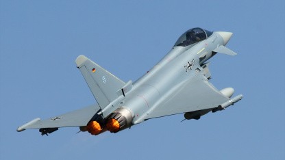 Upcycling: Alte Kampfjets in neue Drohnen zerlegen