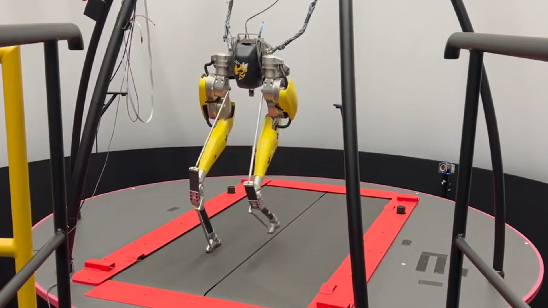 Video: New control system makes bipedal robots 81% more stable on uneven ground
