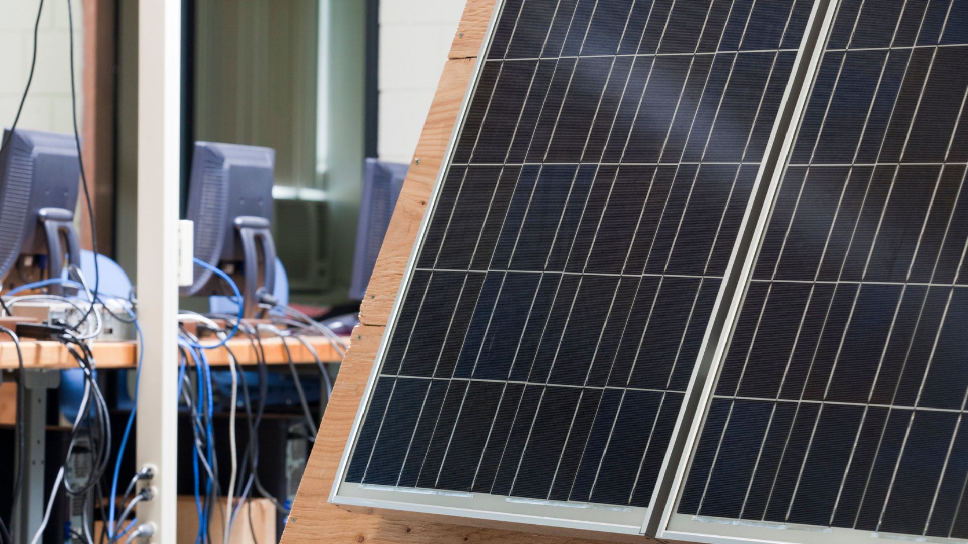 130% quantum yield: Singlet fission breaks 100% ‘physical ceiling’ for solar cells