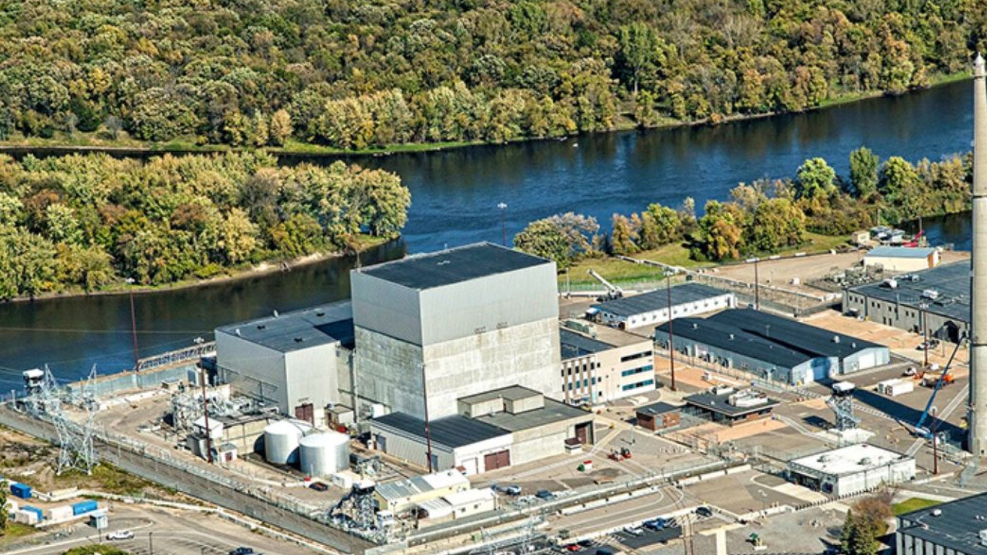 200 gallons of oil leak detected at US nuclear plant that powers 500,000 homes