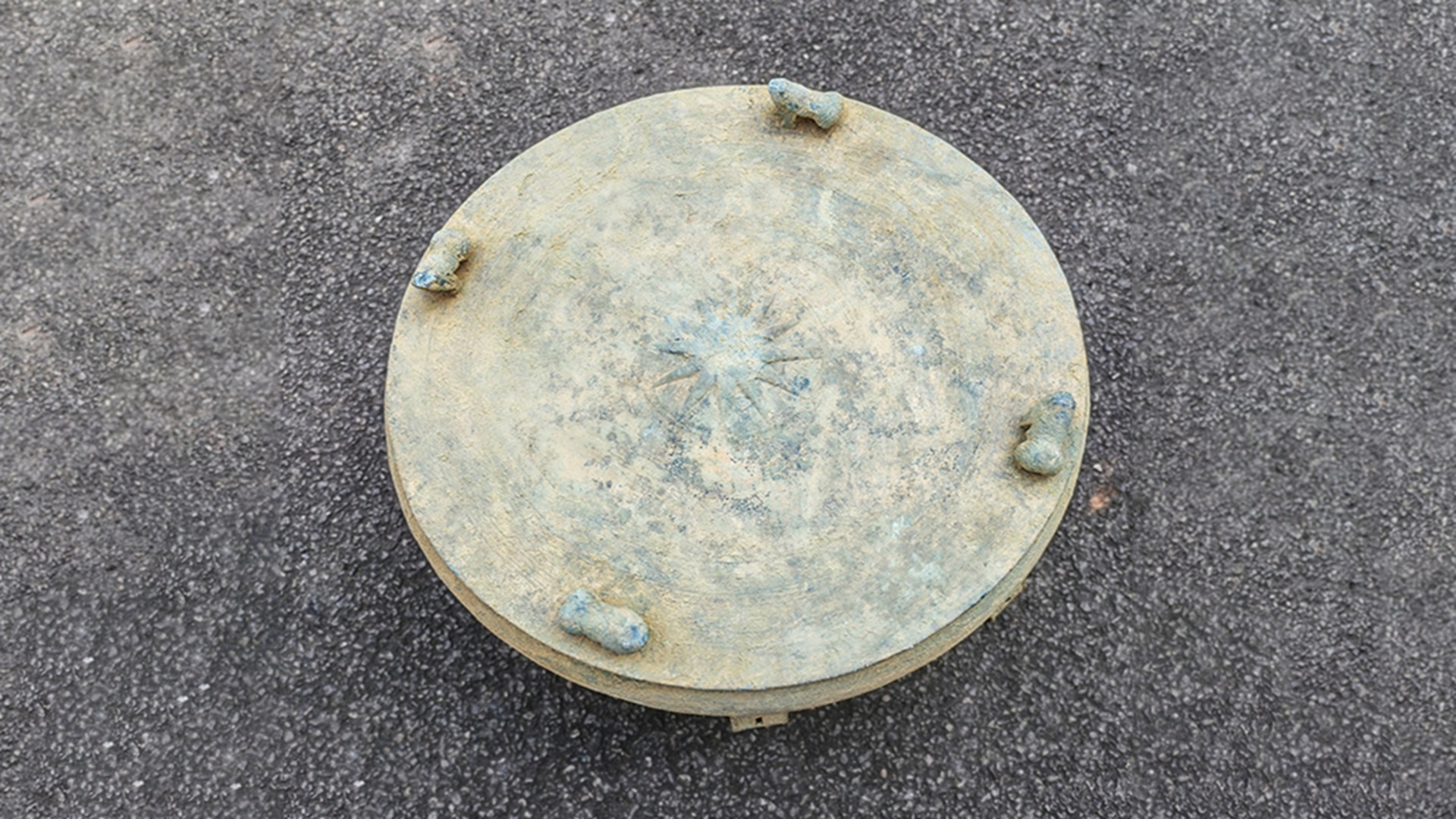 2,000-year-old bronze drum reveals cultural practice in southwestern China