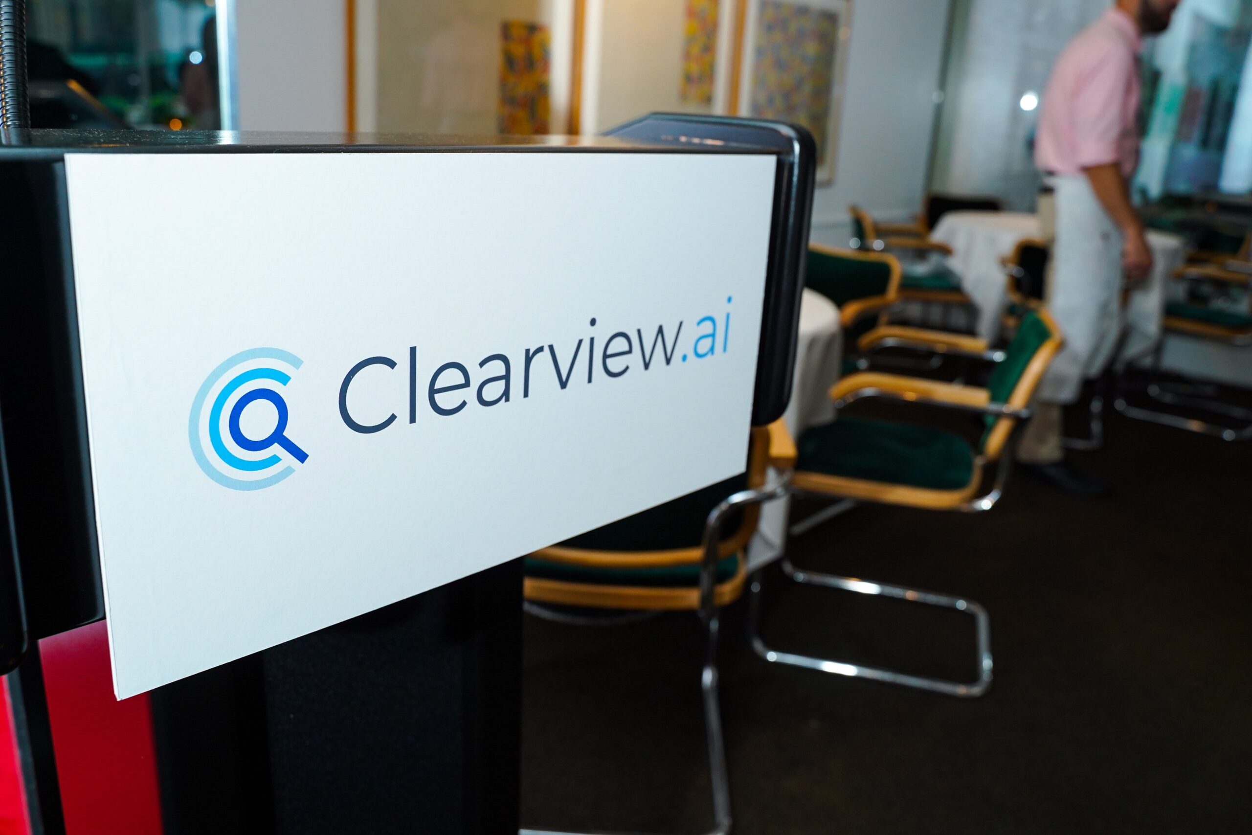 AI facial recognition led to a grandma being wrongly jailed