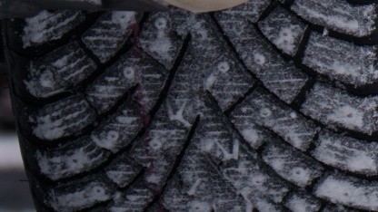 Auto: Nokian veröffentlicht Winterreifen mit automatischen Spikes