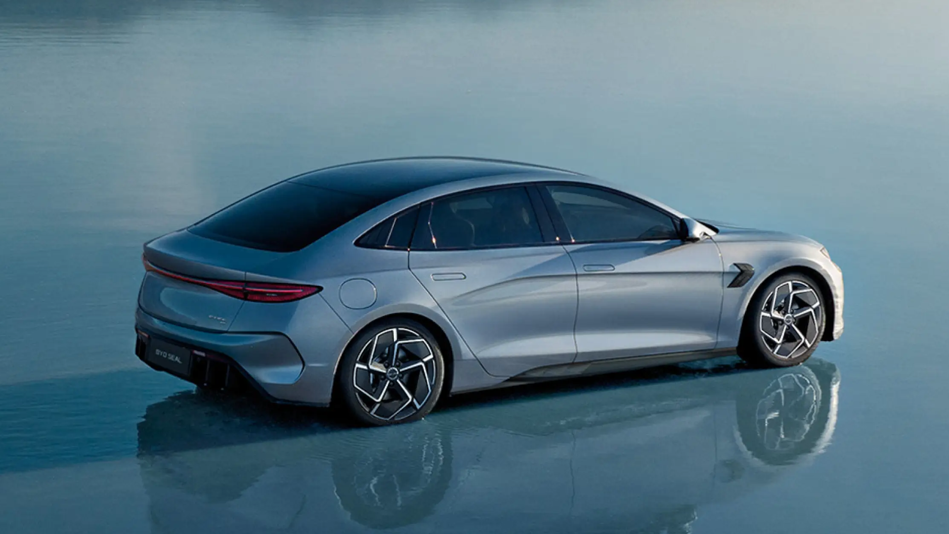 China’s BYD EV catches fire: Driver narrowly escapes burning cabin as traffic got stuck