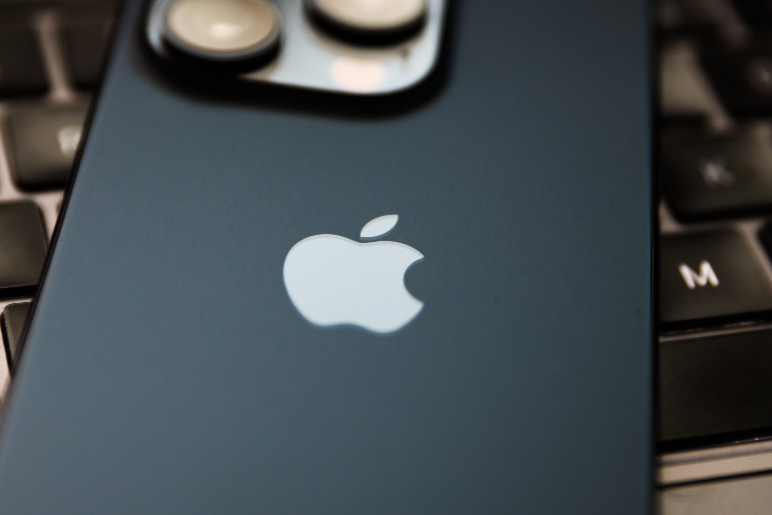 Hackers target millions of iPhones with new DarkSword spyware