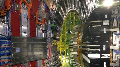 In ASICs und FPGAs: Am Cern bewältigt eigene KI-Hardware riesige Datenmengen