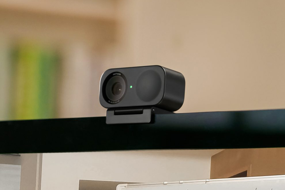Insta360’s last-gen Link 2C is fantastic 4K webcam now that it’s 20 percent off