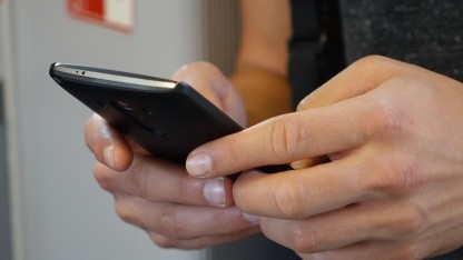 Kindesmissbrauch: Europaparlament stimmt für stark abgespeckte Chatkontrolle