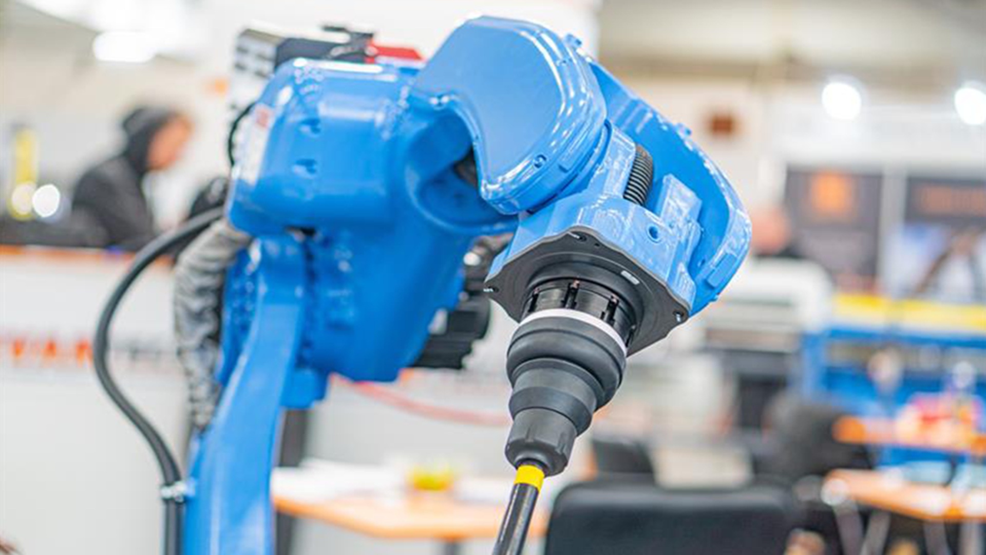 New robot vision system grasps glass, shiny objects without depth sensors