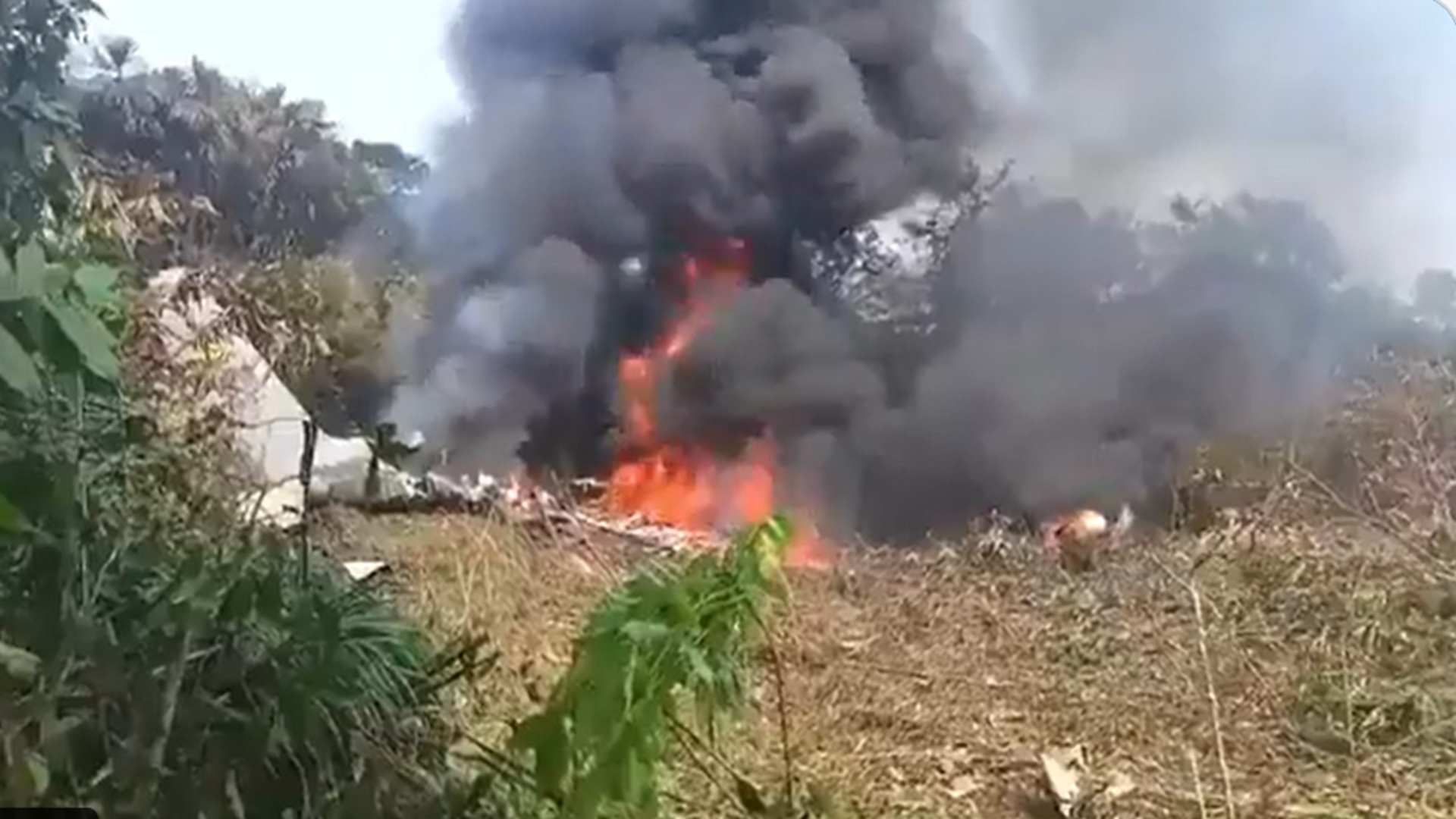 One dead, 77 injured after Colombia military plane crashes after takeoff