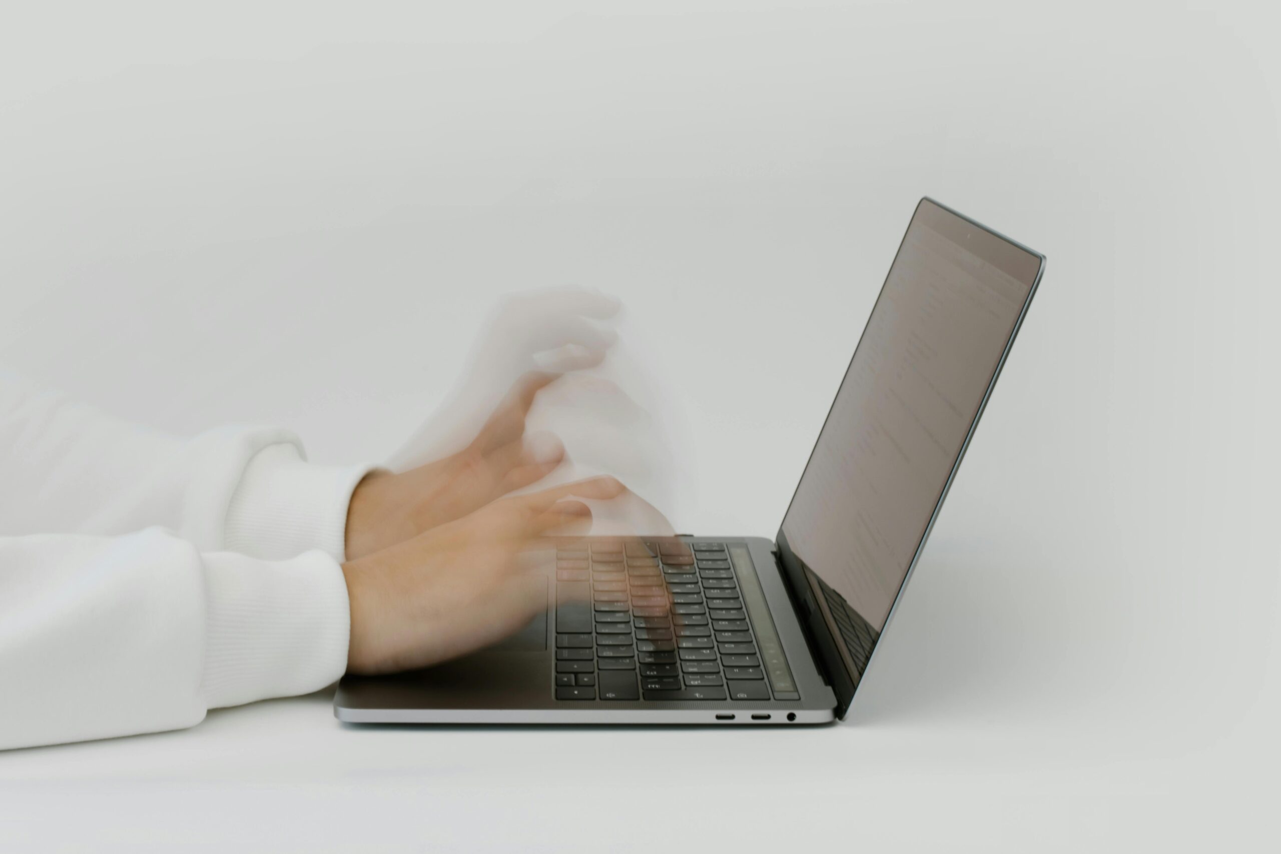 There’s an easy way to look more professional over email — and right now it’s $39 for life