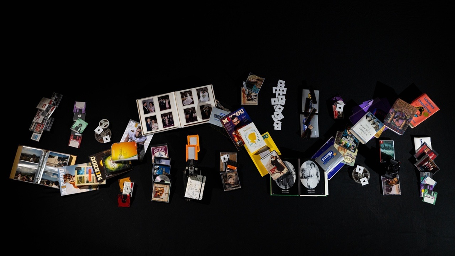 US scientists build first rewritable DNA hard drive for molecular data storage