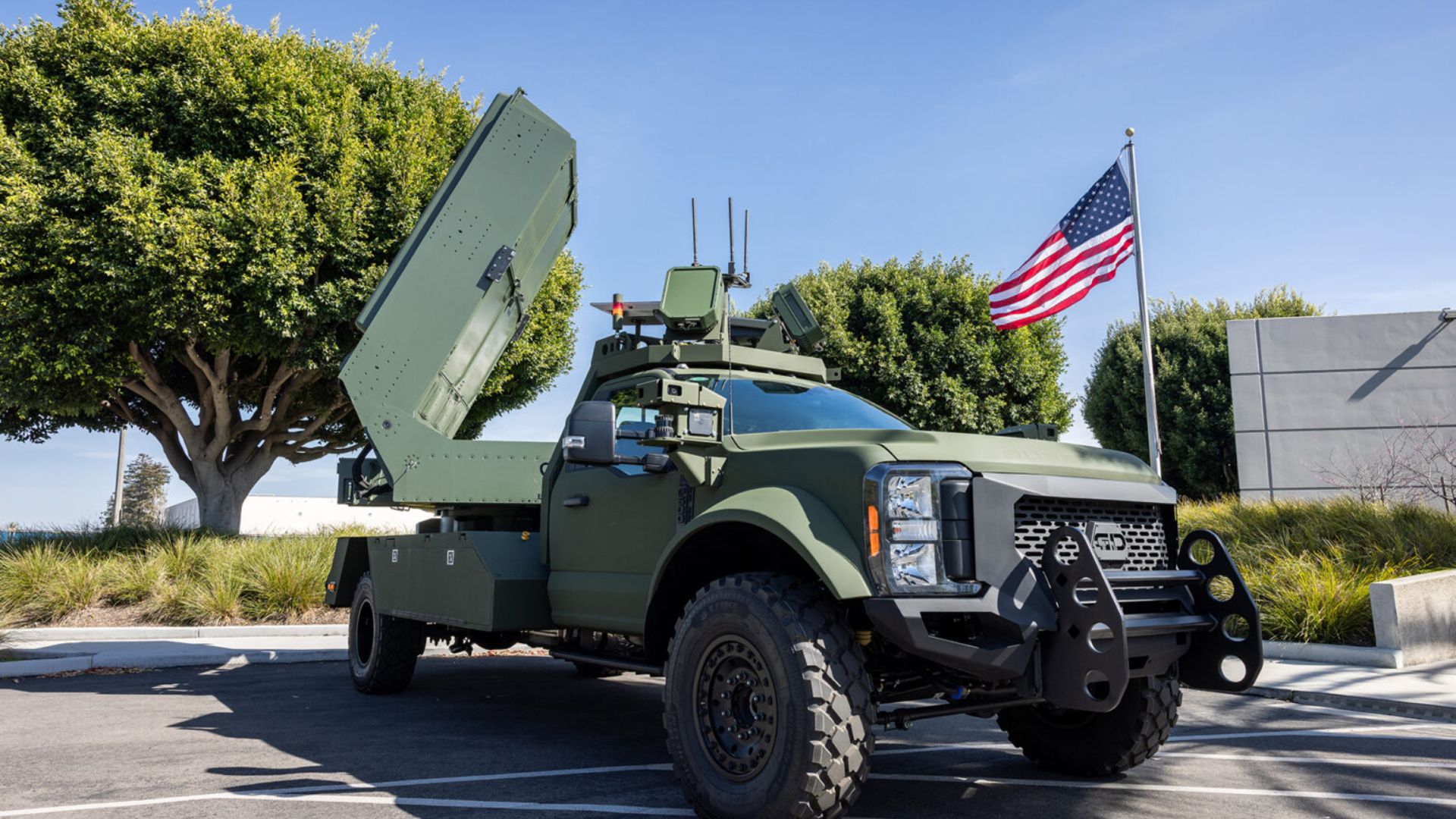 US unveils new self-driving microwave weapon that can take down entire drone swarms
