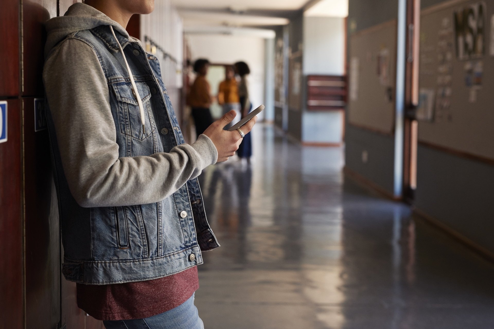 Use a gun: AI chatbots help people plan violence, report says