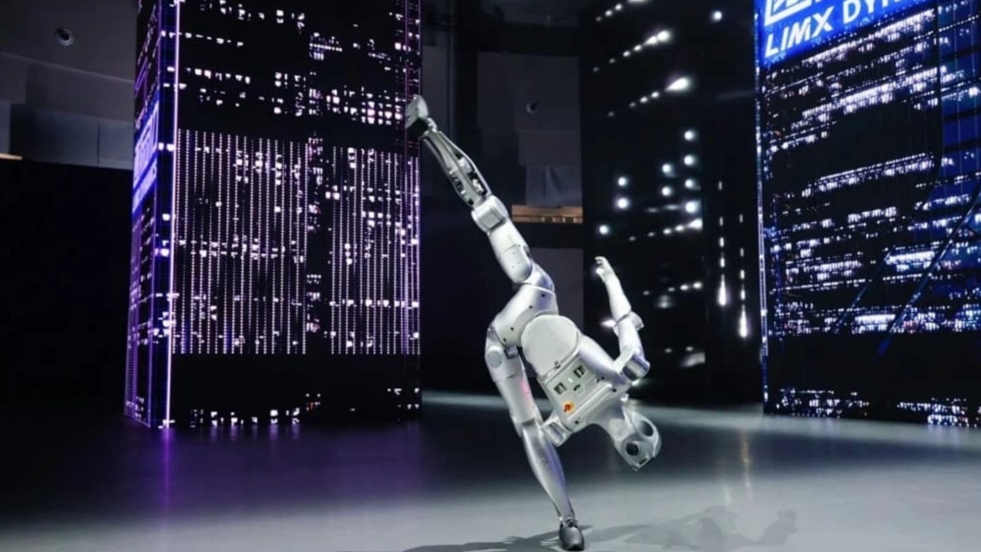 Video: China’s humanoid robot captivates crowd with smooth catwalk and illusion turn