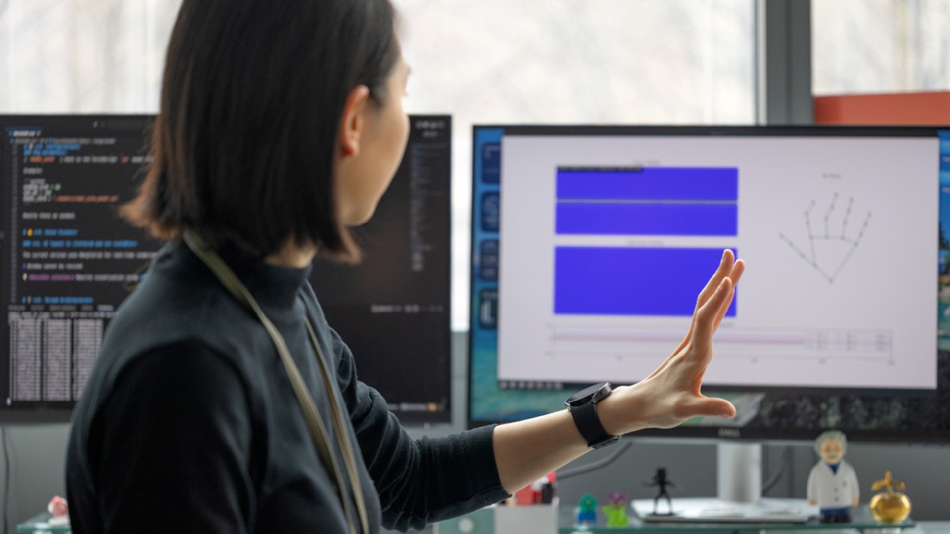 AI turns smartwatch speaker and mic into 3D hand tracking system using sonar tech