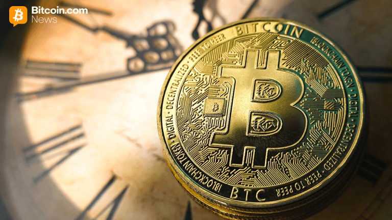 Bitcoin Technical Outlook: Indicators Show Buy Bias as BTC Nears Decision Zone