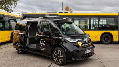 BVG mit Level 4 mit Testgruppe: Autonome Shuttles in Berlin beginnen Fahrgastbetrieb