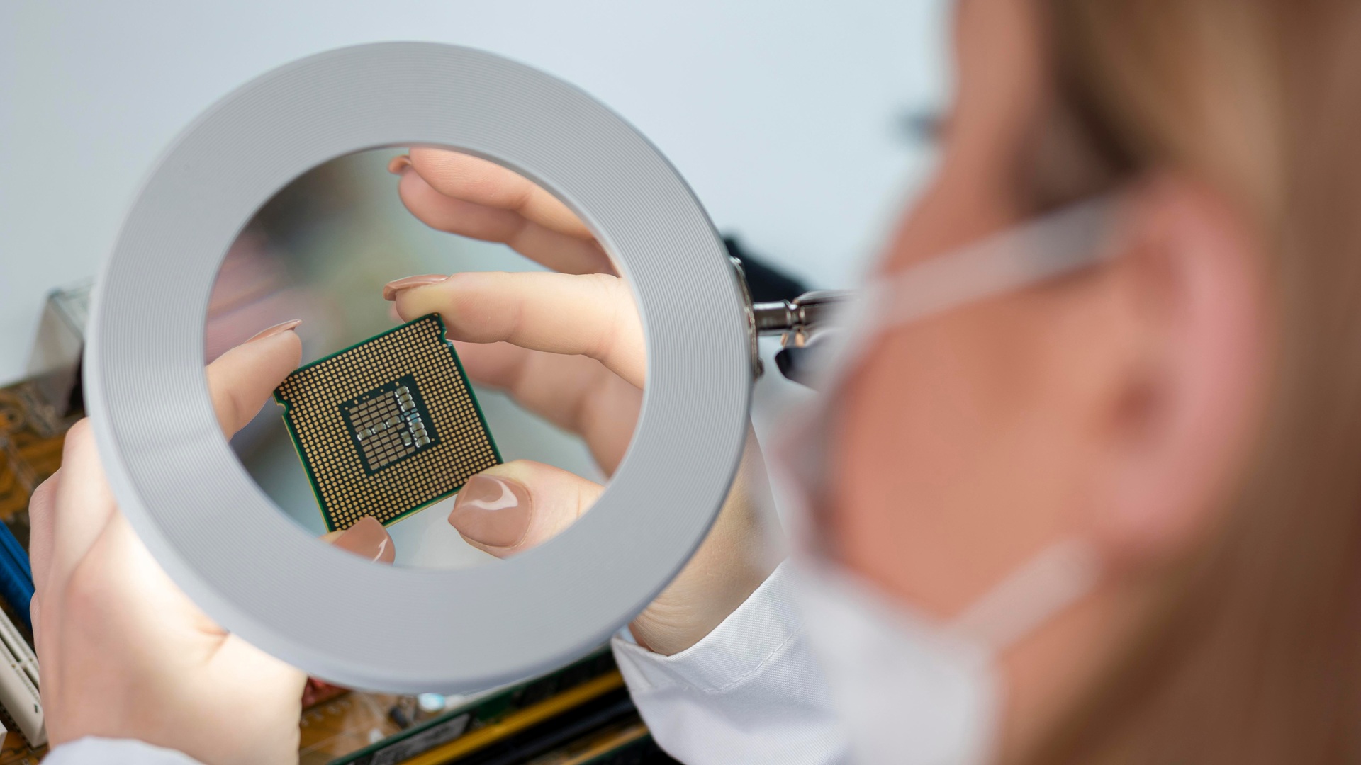 China’s new infrared chip makes military-grade vision sensors 99% cheaper