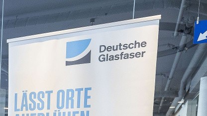 FTTH: Deutsche Glasfaser muss Netzausbau Ende 2027 abschließen