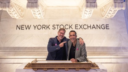 Gemeinsamer Konzern: Deutsche Telekom prüft Fusion mit T-Mobile