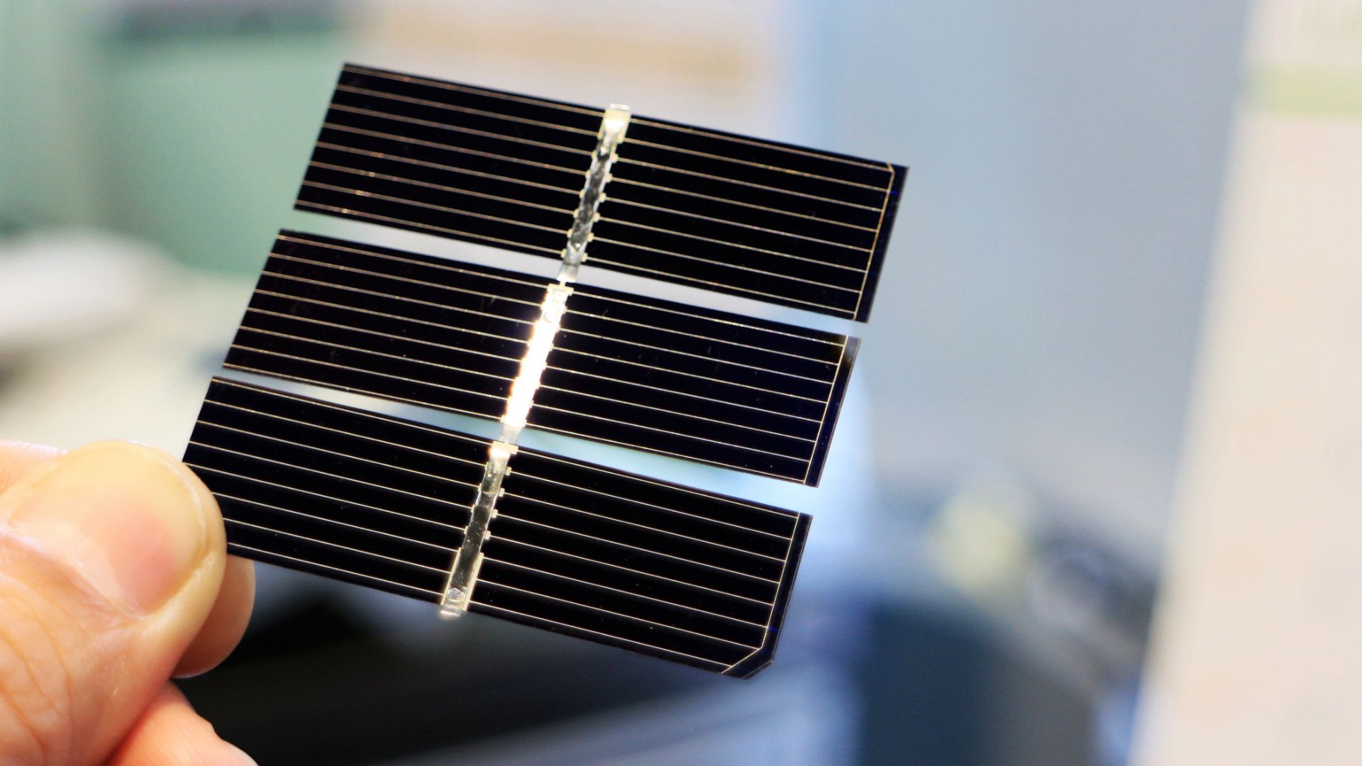‘Hidden’ stages of material creation for solar fuels and batteries discovered