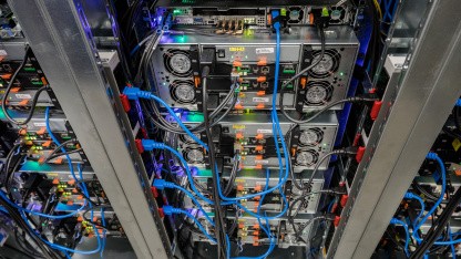 Ionos: Bei Inferenz können lokale KI-Anbieter mithalten