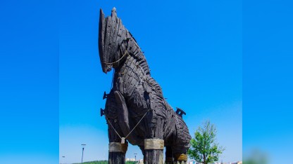 KI auf dem Computer: Claude-Desktop-App installiert ungefragt Backdoor