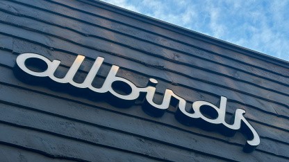 KI statt Sneaker: Allbirds kündigt Radikalumbau an – Aktie schnellt hoch