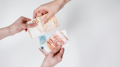 Korruptionsverdacht: Razzien bei Telekom wegen Schmiergeld beim Glasfaserausbau