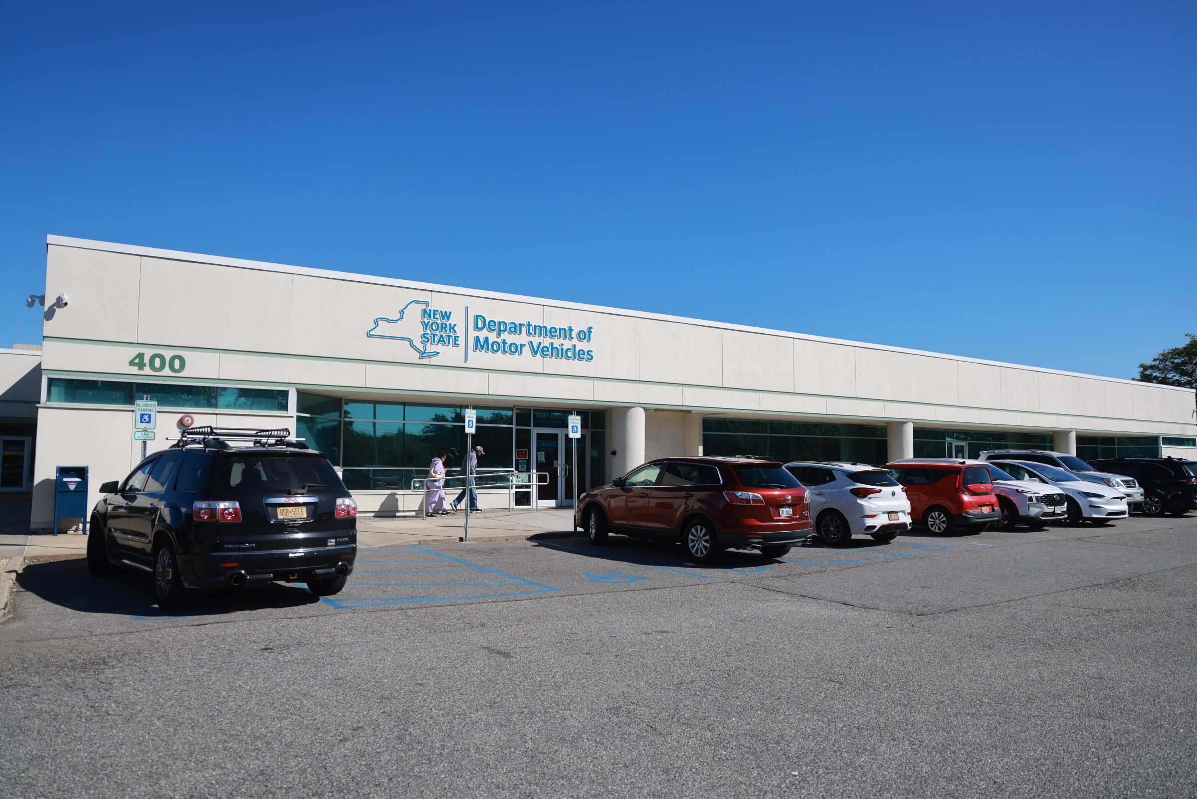 Traffic violation text scams are evolving with QR codes