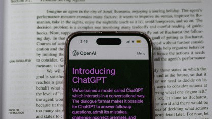 Urheberrecht: Deutscher Verlag verklagt OpenAI