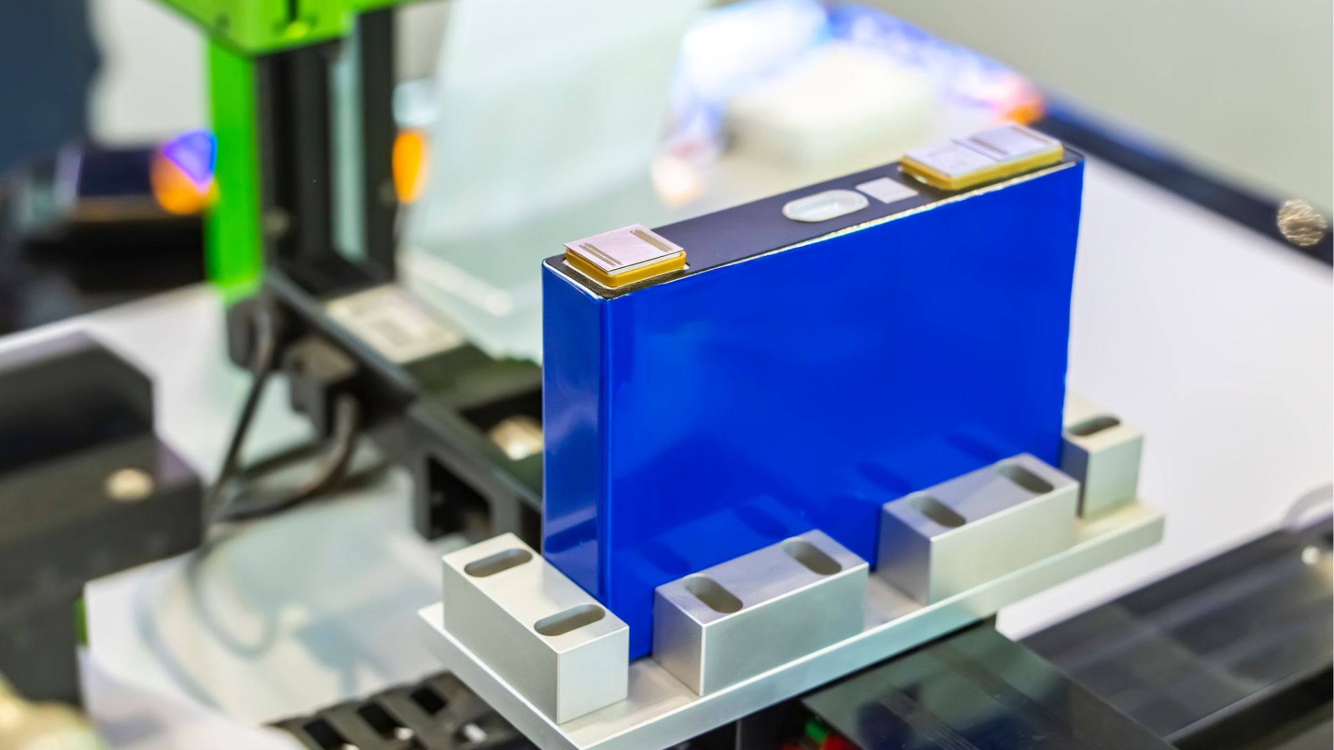 US’ all-solid-state sulfur EV battery retains over 80% capacity after 450 cycles