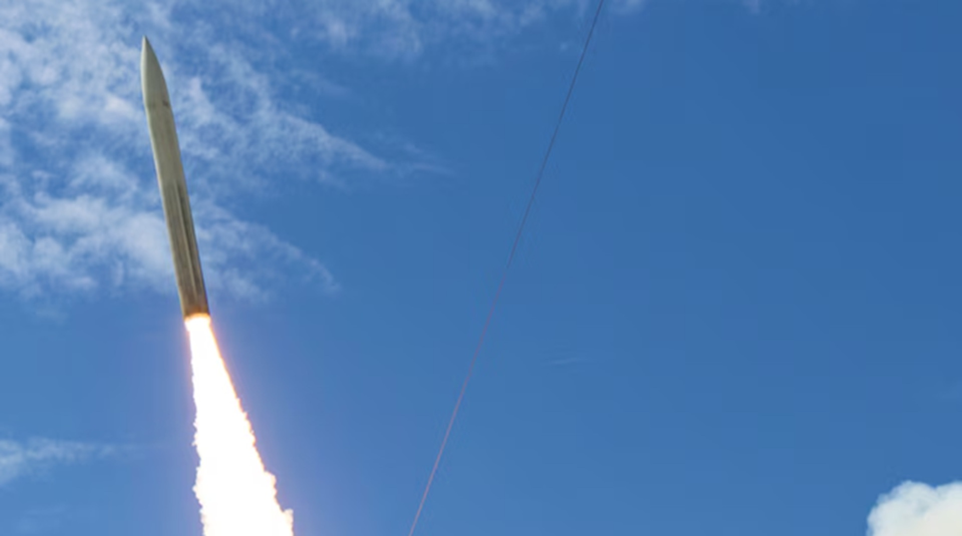 US tests hypersonic missile capable of reaching Mach 5+ speeds in joint Army-Navy launch