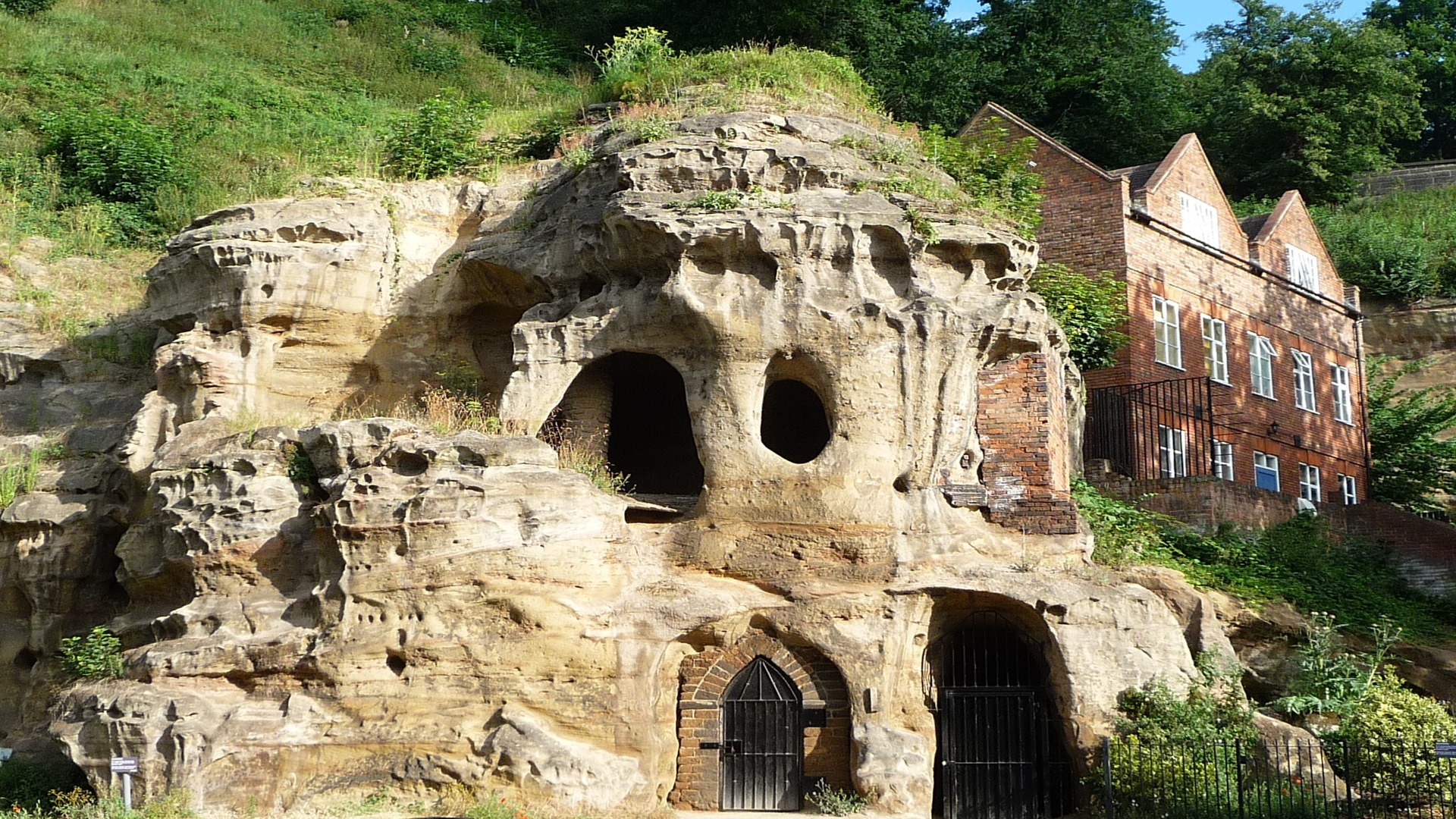 1,000 caves in Nottingham puts city on map with largest network in Europe