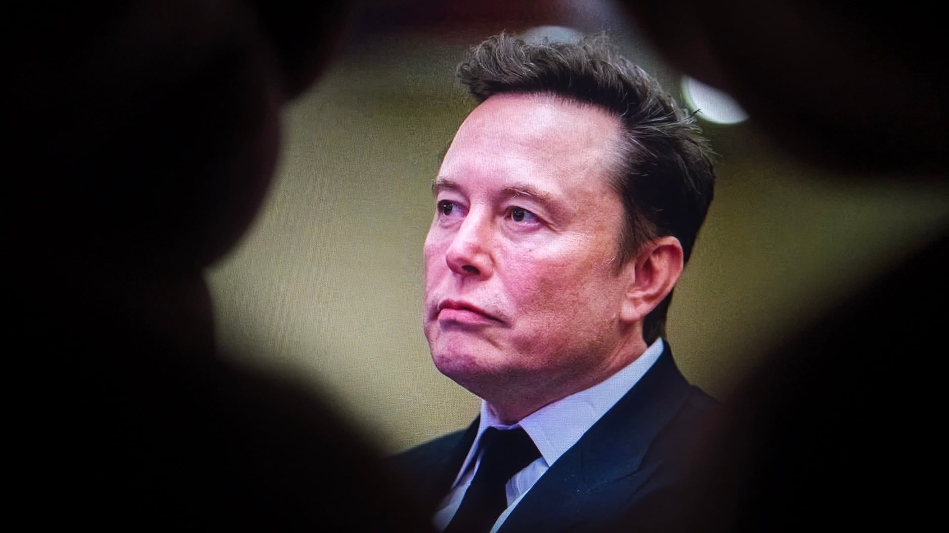 A U.S. judge told Musk to stay close. He hopped a flight to China.