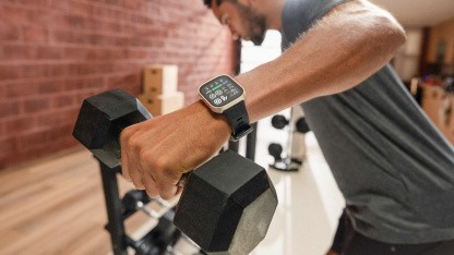 Amazfit Bip Max: Sportuhr mit XL-Display und langer Akkulaufzeit für 100 Euro