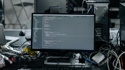 Auch Führungskräfte unzufrieden: KI-Code führt vermehrt zu Produktionsausfällen
