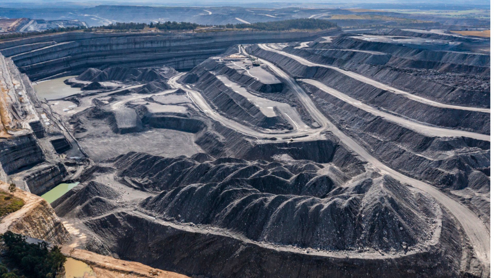 China builds automated coal-chemical hub in Xinjiang to reduce oil reliance