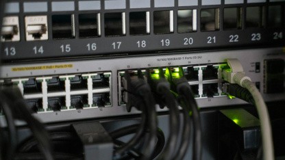 Cyberangriffe ermöglicht: Ermittler nehmen Hoster mit 800 Servern vom Netz