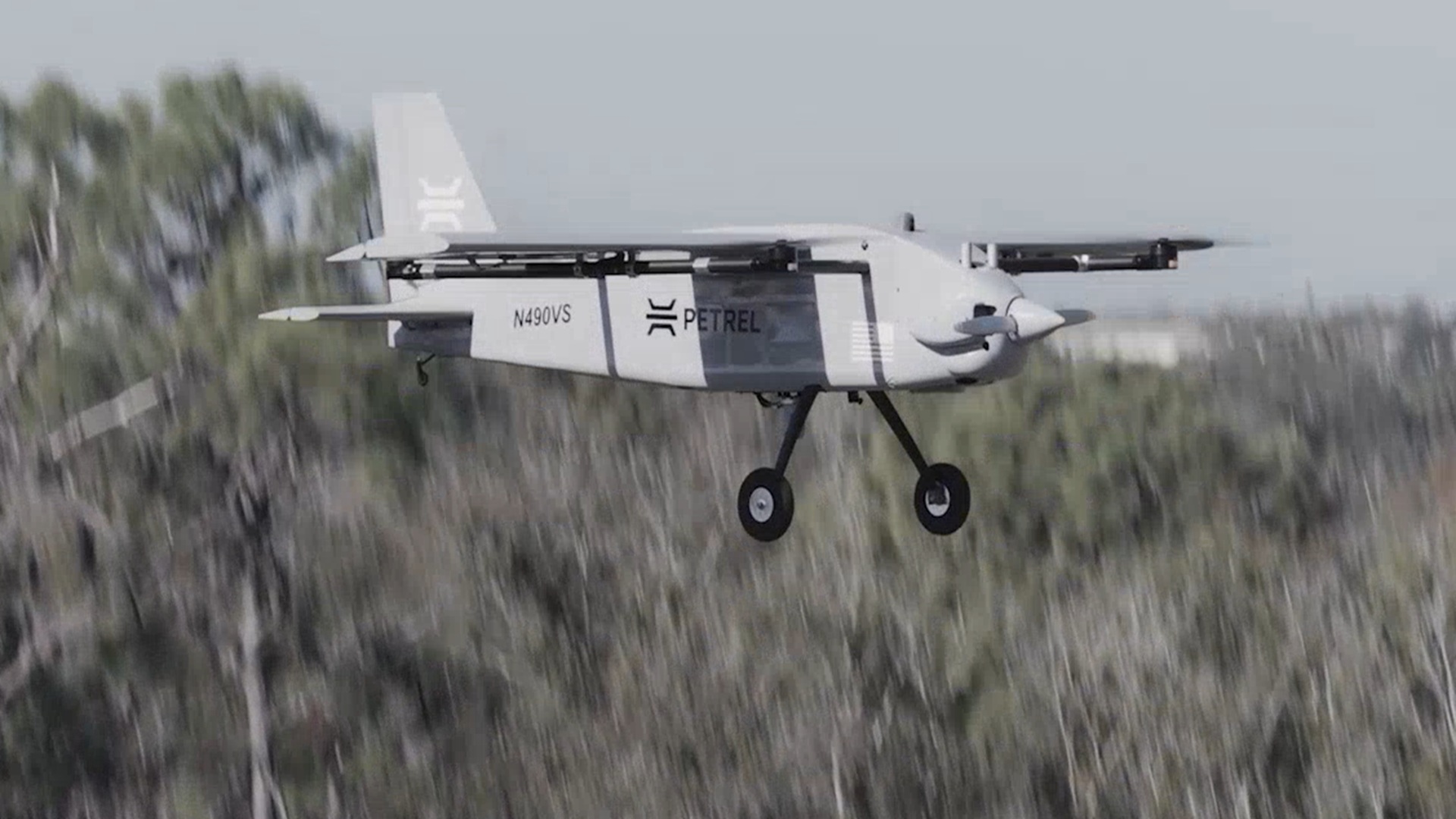 Drone mothership drops armed FPVs mid-air, extends strike reach in US test