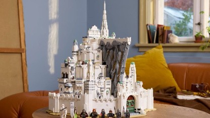 Herr der Ringe: Minas Tirith aus Legosteinen kostet 650 Euro