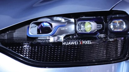 Huawei XPixel: Autoscheinwerfer projizieren Filme und Spiele auf Wände