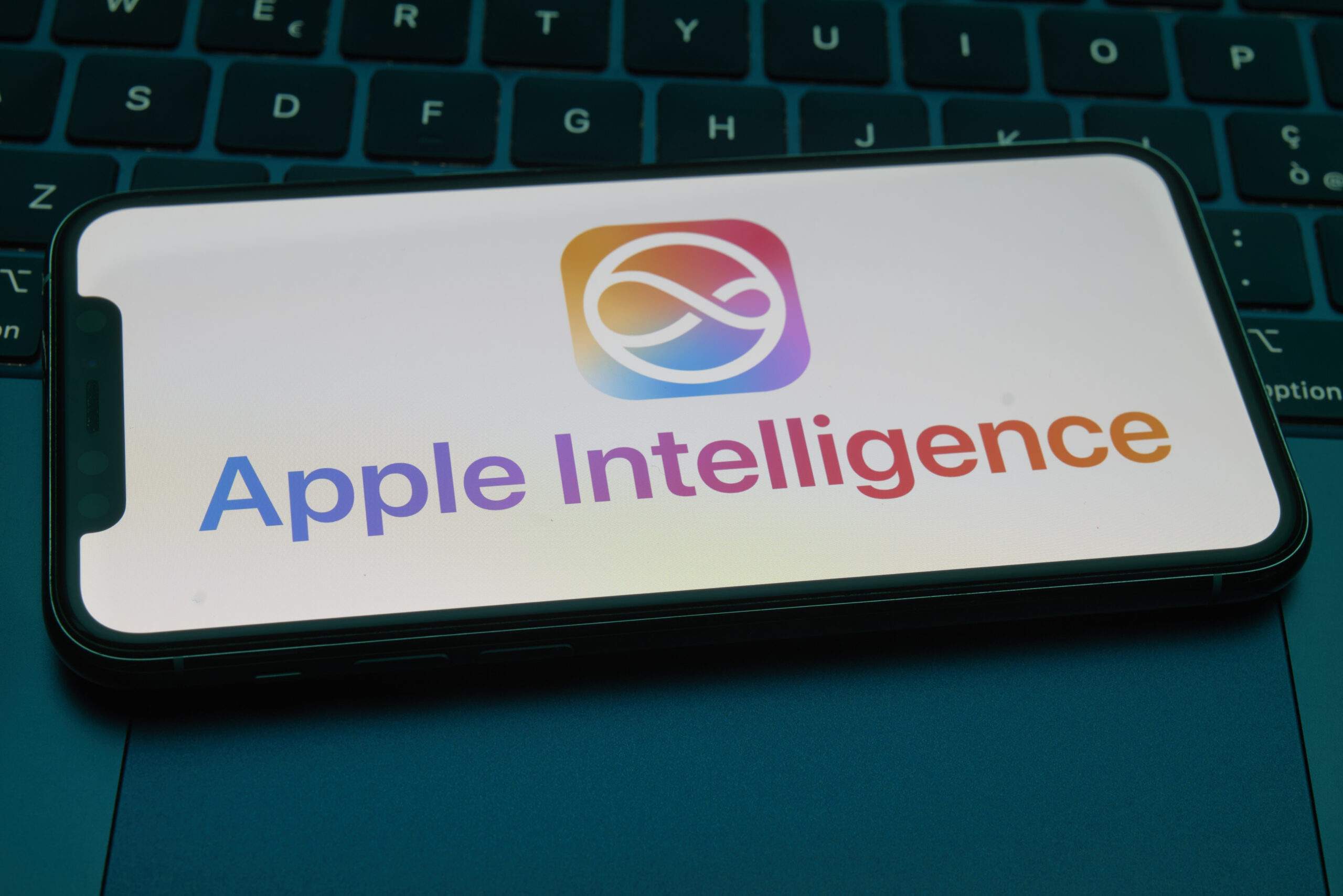iOS 27 will let you choose third-party AI models to power Apple Intelligence, report says