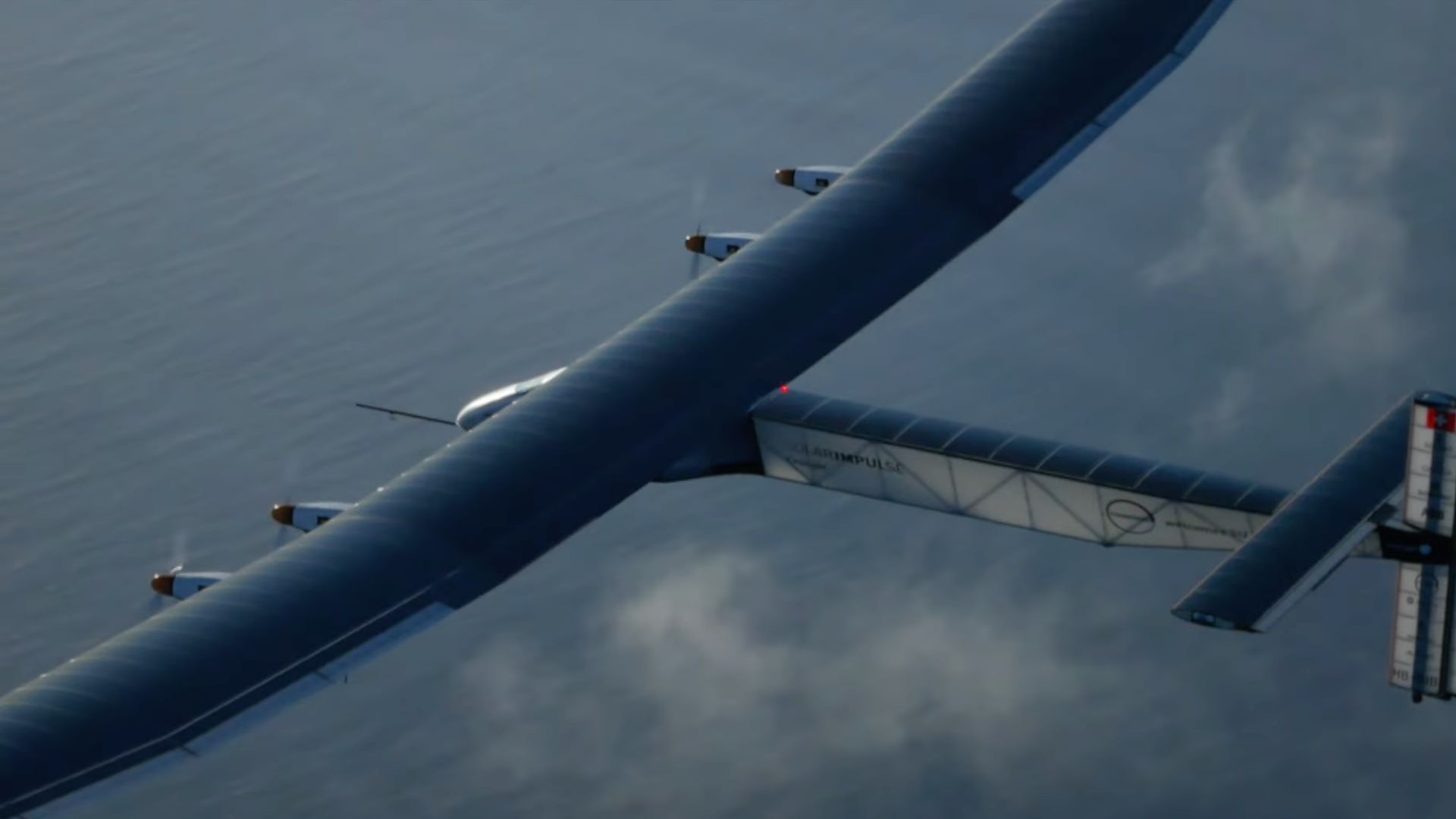 Lights out: World’s largest solar-powered aircraft crashes after power failure