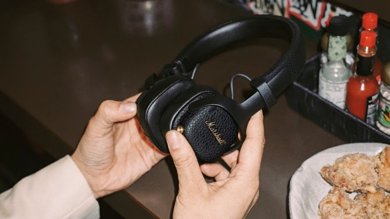 Marshall’s new on-ear headphones look like a guitar amp and feature ANC
